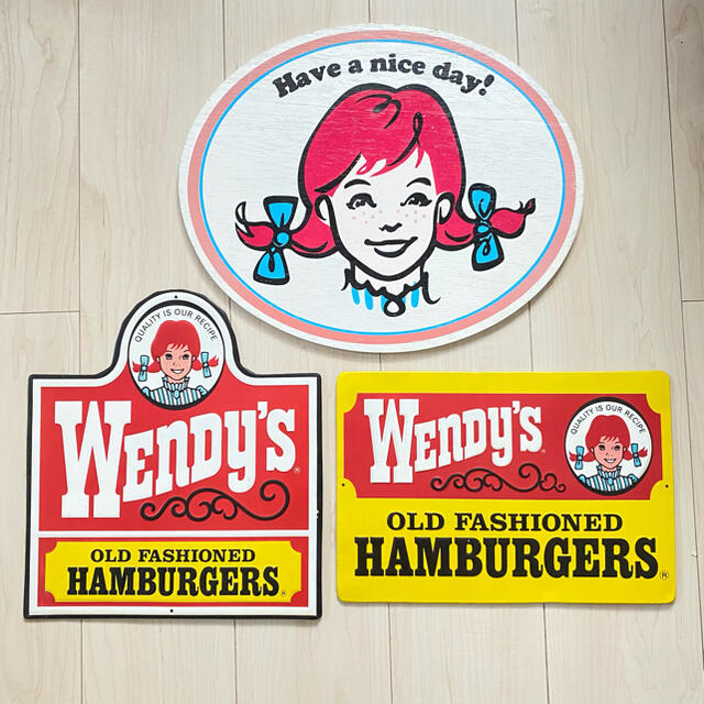 ウェンディーズ エンボスサイン ウッドサイン 看板の通販 by ゆー's