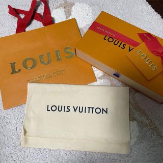 LOUIS VUITTON（ショップ袋）のフリマアイテム一覧