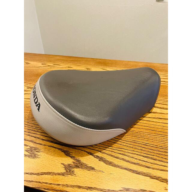 ホンダ - スーパーカブc125純正シートの通販 by B/C/K｜ホンダならラクマ