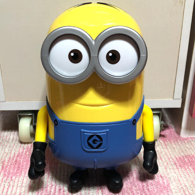 ミニオン - USJ ミニオン お菓子ケースの通販 by YuI's shop｜ミニオン