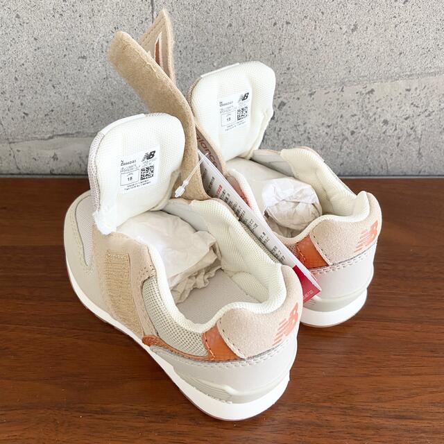 New Balance - 【新品】15センチ ベージュ×オレンジ ニューバランス
