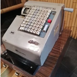 1563993675.jpg?1652429707