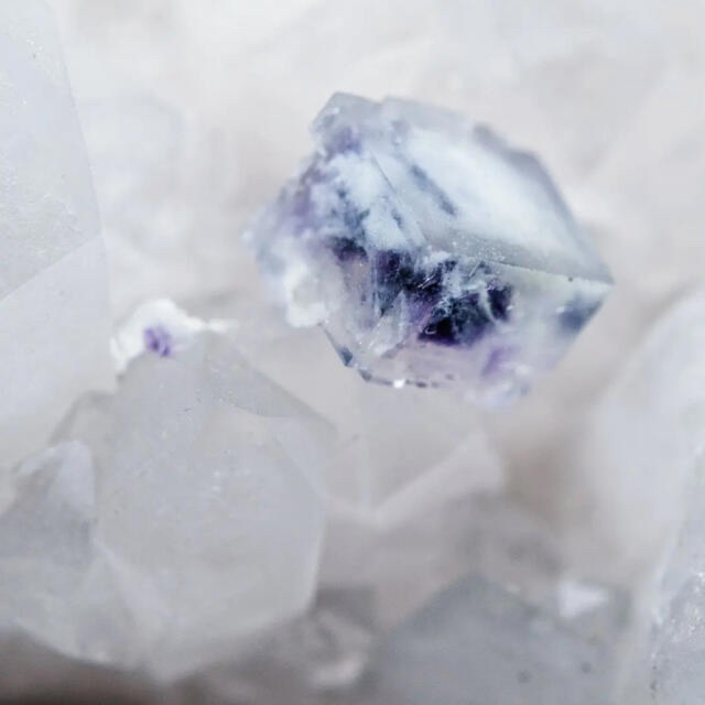 ヤオガンシャン ポーセリンフローライト A578 天然石 原石 鉱物 鉱石