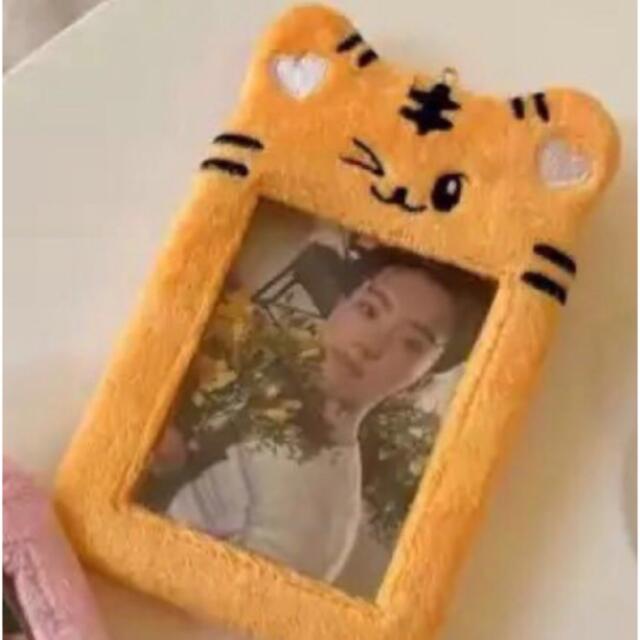 韓国 マーク タイガー 虎 ぬいぐるみ トレカ ケース フォト カードの