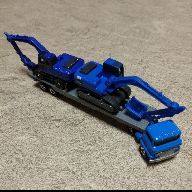 Takara Tomy - ロングトミカ 日野 セミ トレーラーの通販 by 尼寿神