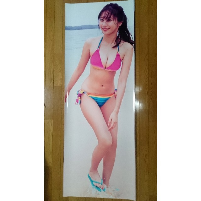 貴重品】佐野ひなこ 等身大ポスターの通販 by チタニウム's shop｜ラクマ