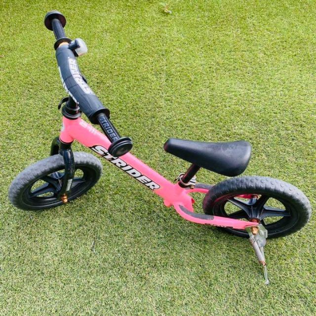 匿名配送】ストライダー スポーツ 12インチ ST-S4 ベル&スタンド付の