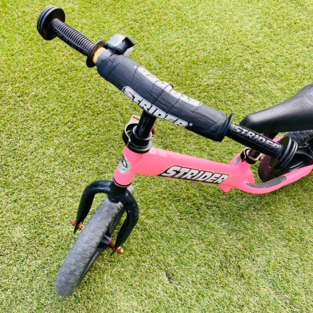 匿名配送】ストライダー スポーツ 12インチ ST-S4 ベル&スタンド付の