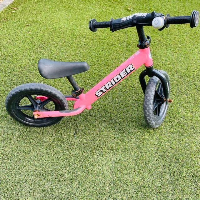 匿名配送】ストライダー スポーツ 12インチ ST-S4 ベル&スタンド付の