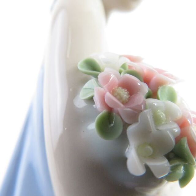 リヤドロ ＃5604「春の訪れ」 フィギュリン 置物 陶器人形 SC5477A1の