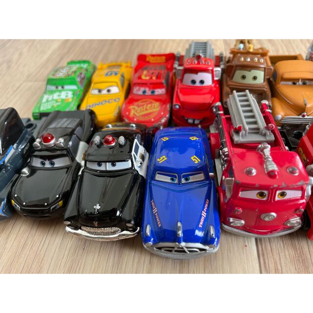 Takara Tomy - カーズ トミカ 15台の通販 by sb's shop｜タカラトミー