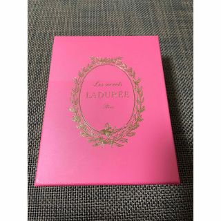LADUREE（小物入れ）のフリマアイテム一覧