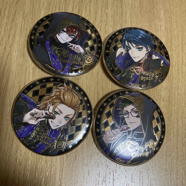 ツイステ 缶バッチの通販 by nanna's shop｜ラクマ