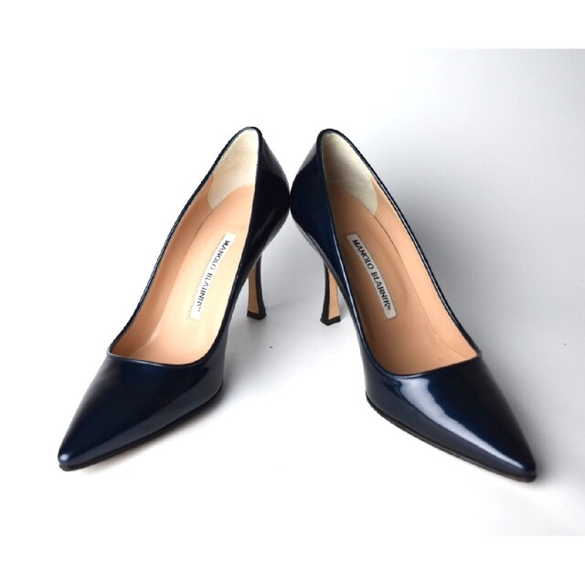 s218 未使用級 マノロブラニク パンブス 36 1/2(23.5cm)