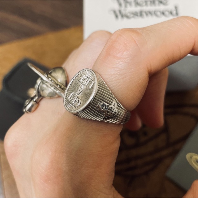 Vivienne Westwood - 激レア限定品VivienneWestwoodオーブ/Get a life