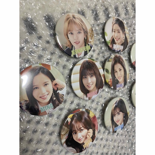 TWICE - 【早い者勝ち】TWICE 缶バッジ 9個まとめての通販 by