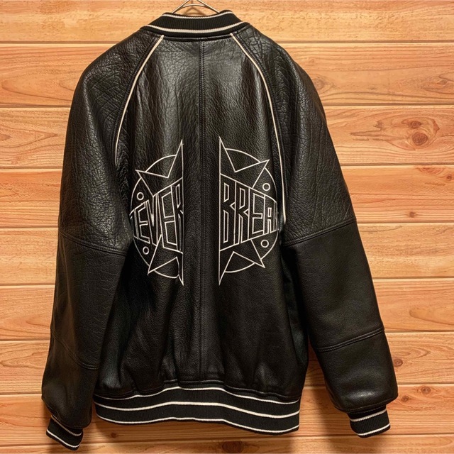 ZARA - ZARA スタジャン 本革 水牛 黒の通販 by ピカソ's shop｜ザラ