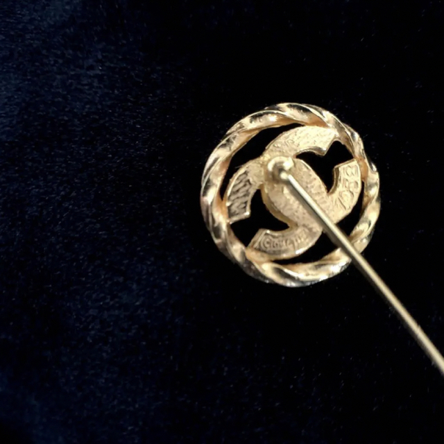 CHANEL - CHANEL ヴィンテージ シャネル ピンブローチ ラインストーン