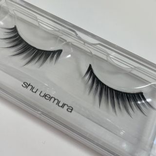 shu uemura（つけまつげ）のフリマアイテム一覧