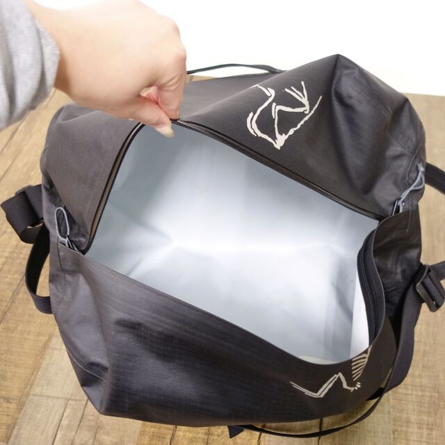 ARC'TERYX - 美品 アークテリクス ARC'TERYX CARRIER DUFFLE 35