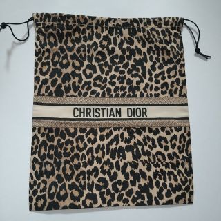 Christian Dior（レオパード ・ ポーチ）のフリマアイテム一覧