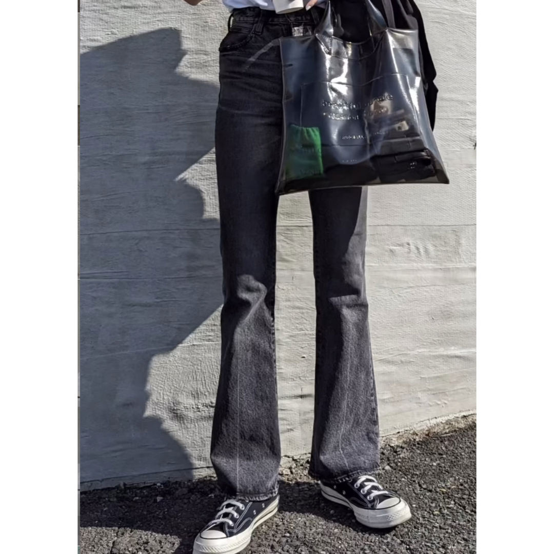 moussy - moussy フレアデニム フレアパンツの通販 by .com｜マウジー