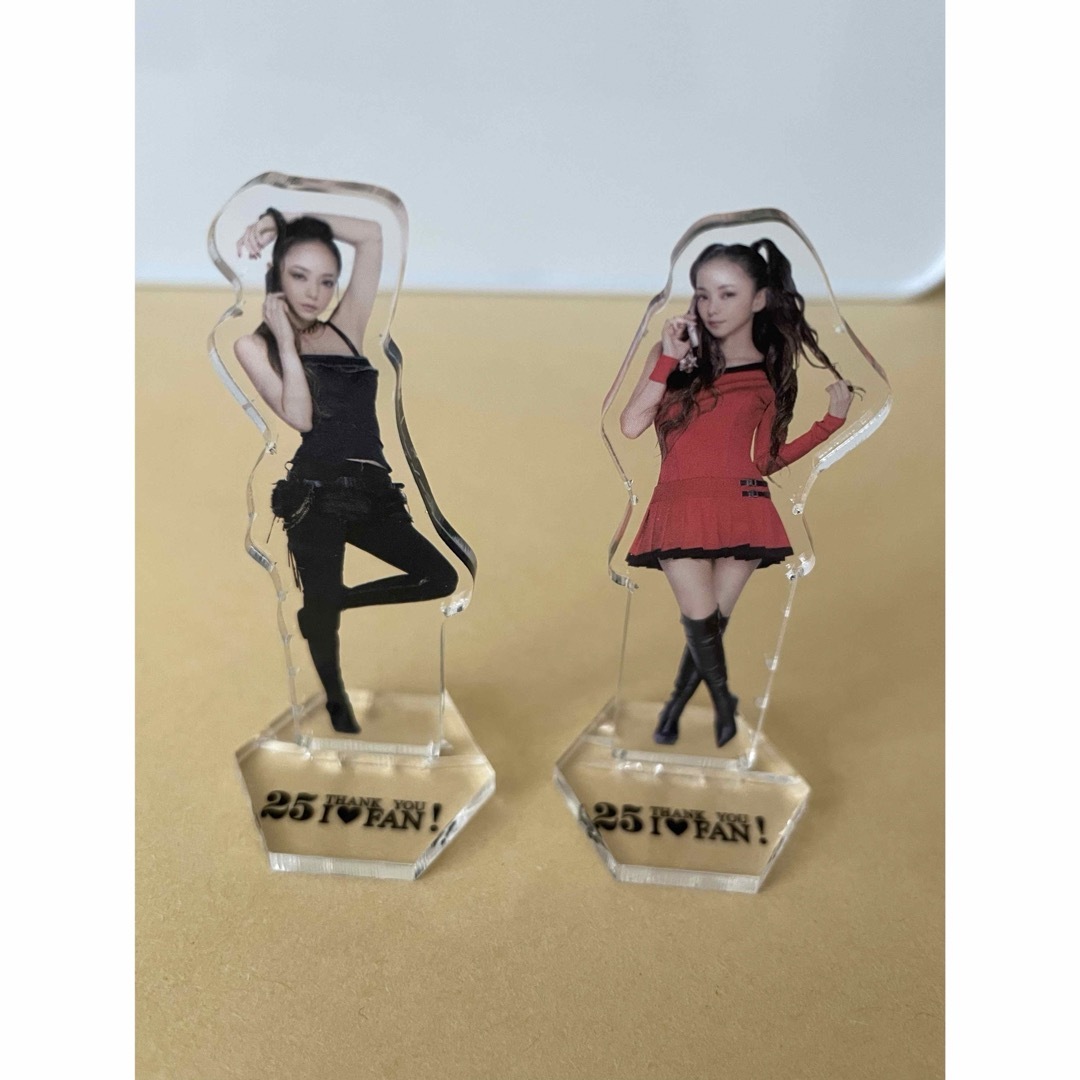 O-SUKEさま専用安室奈美恵 アクリルスタンド docomo ガチャの通販 by