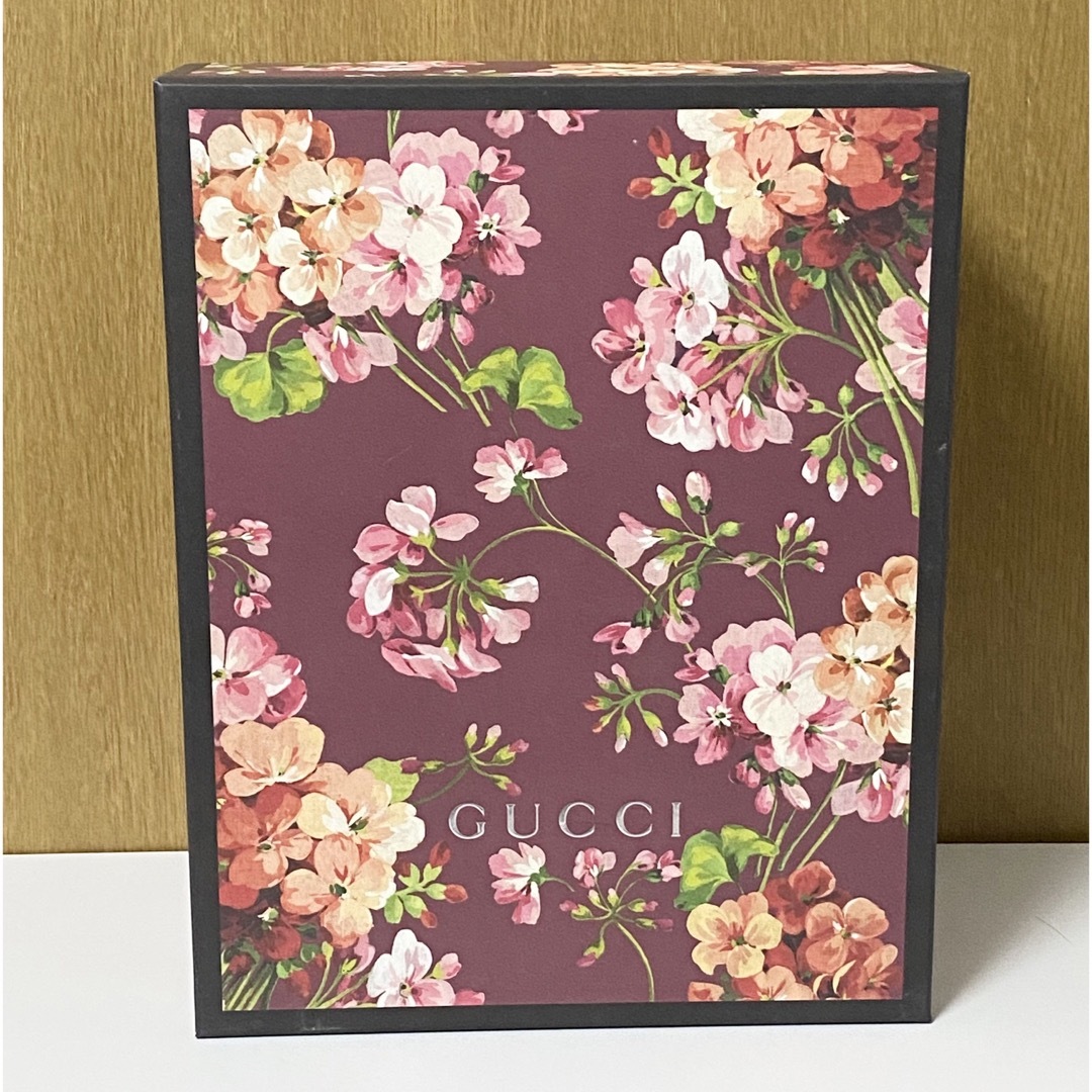 GUCCI - GUCCI グッチ 空箱 限定 ボックス 箱のみ ブルームス ピンクの