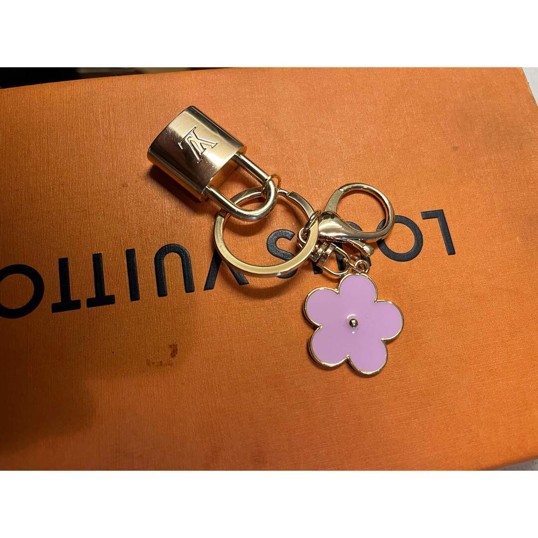 LOUIS VUITTON - ルイヴィトン カデナ 2つセットキーホルダー 南京錠