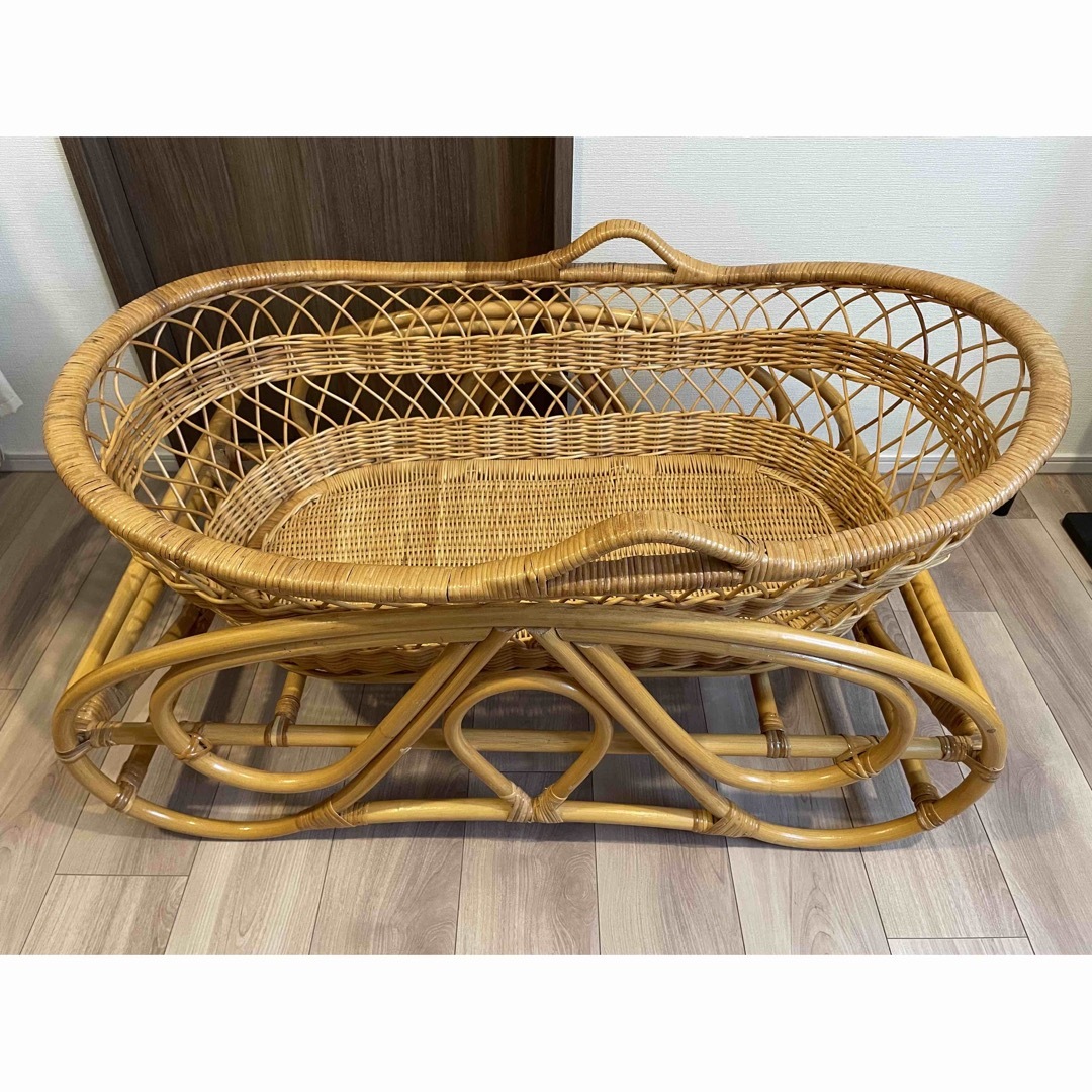 iiiuy ヴィンテージ 籐 ベビーベット ゆりかご ラタン 大型 iiiuy