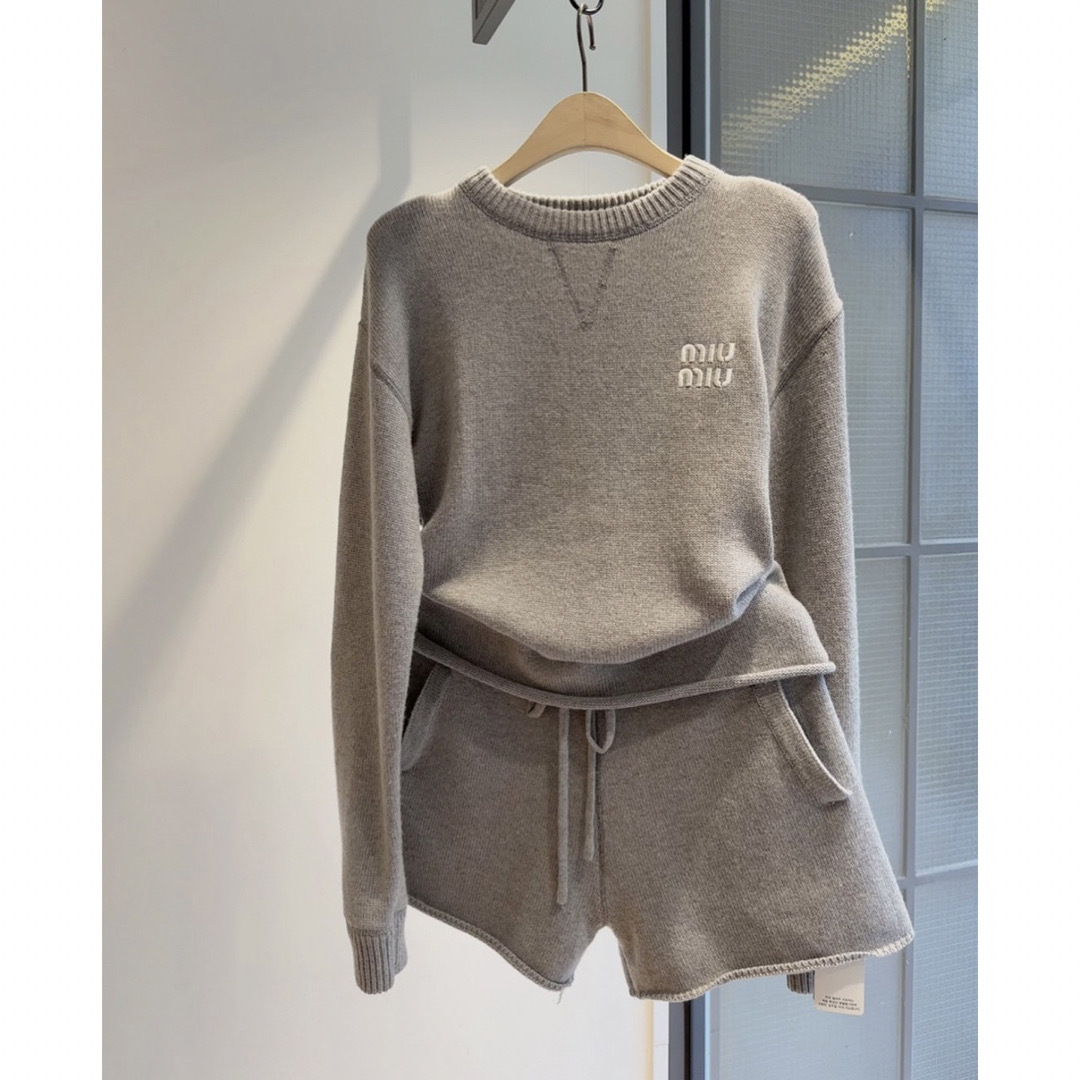 MIU MIU - miumiu ニットセットアップの通販 by 🌙｜ミュウミュウなら