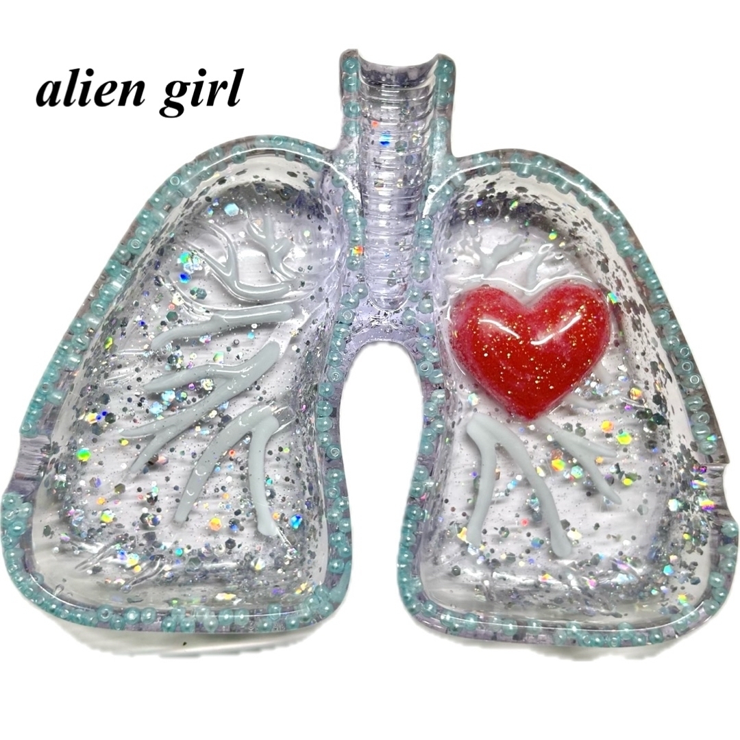 肺皿 灰皿 小物入れ レジンハントイドの通販 by @alien__9111｜ラクマ