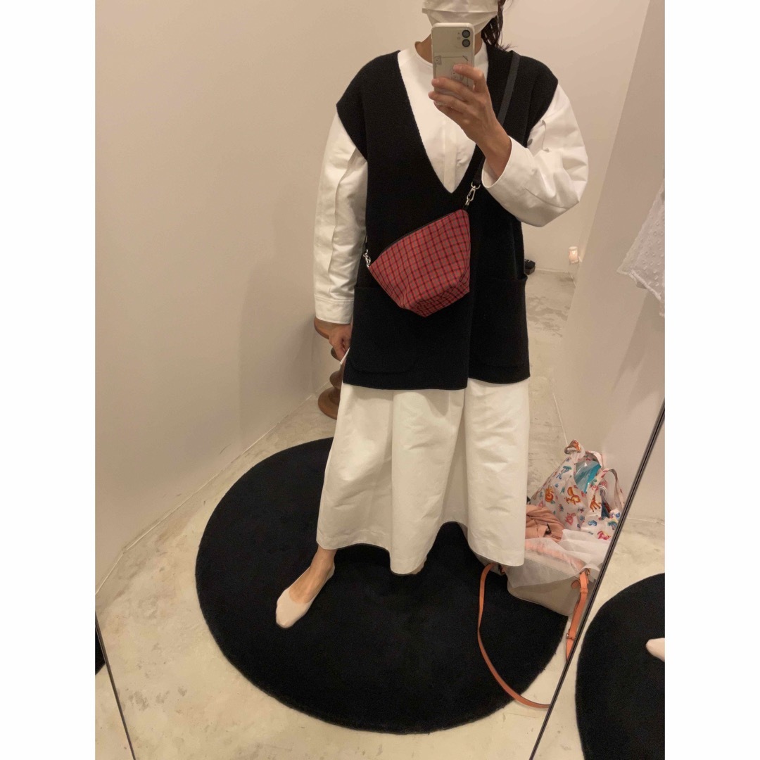 ファミリアチェック 舟形 ポシェット ママバッグ ナイロン 小さめ 公園