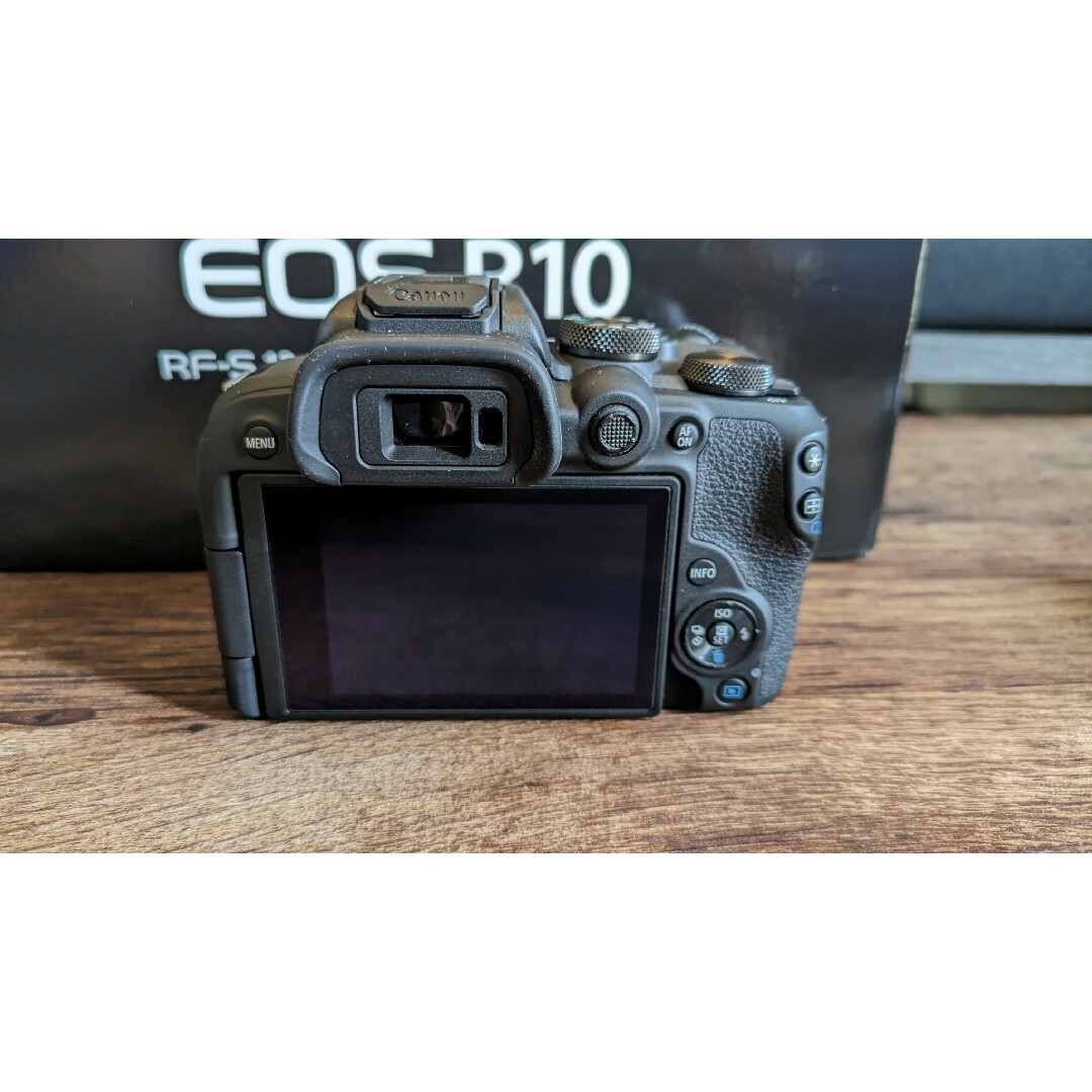 ひできん様専用出品 EOS R10 RF-S18-45mm is stm