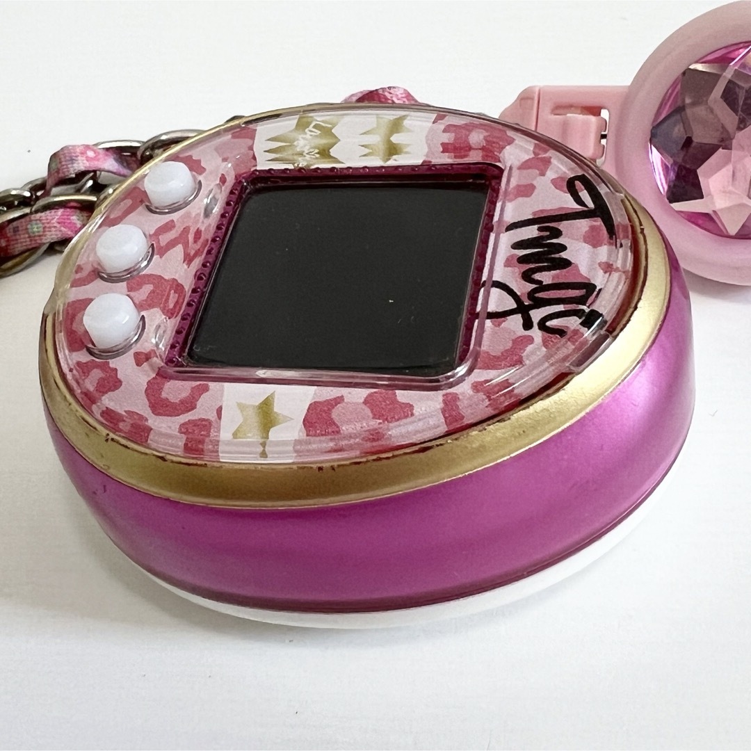BANDAI - たまごっち4U たまごっちフォーユー TAMAGOTCHI 4U ピンクの