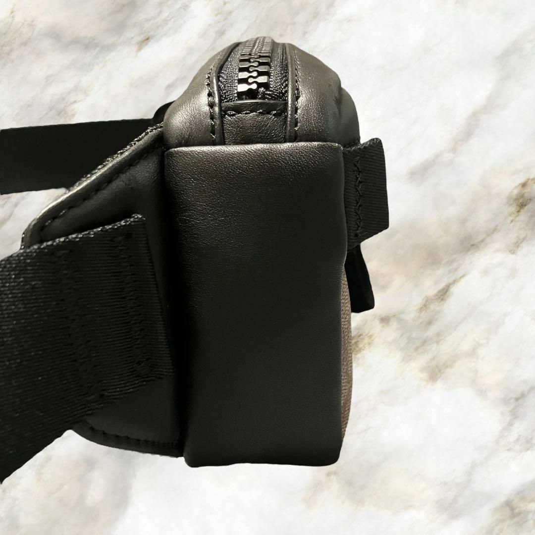 COACH - 【新品】COACH コーチ シグネチャー ボディバッグ ショルダー