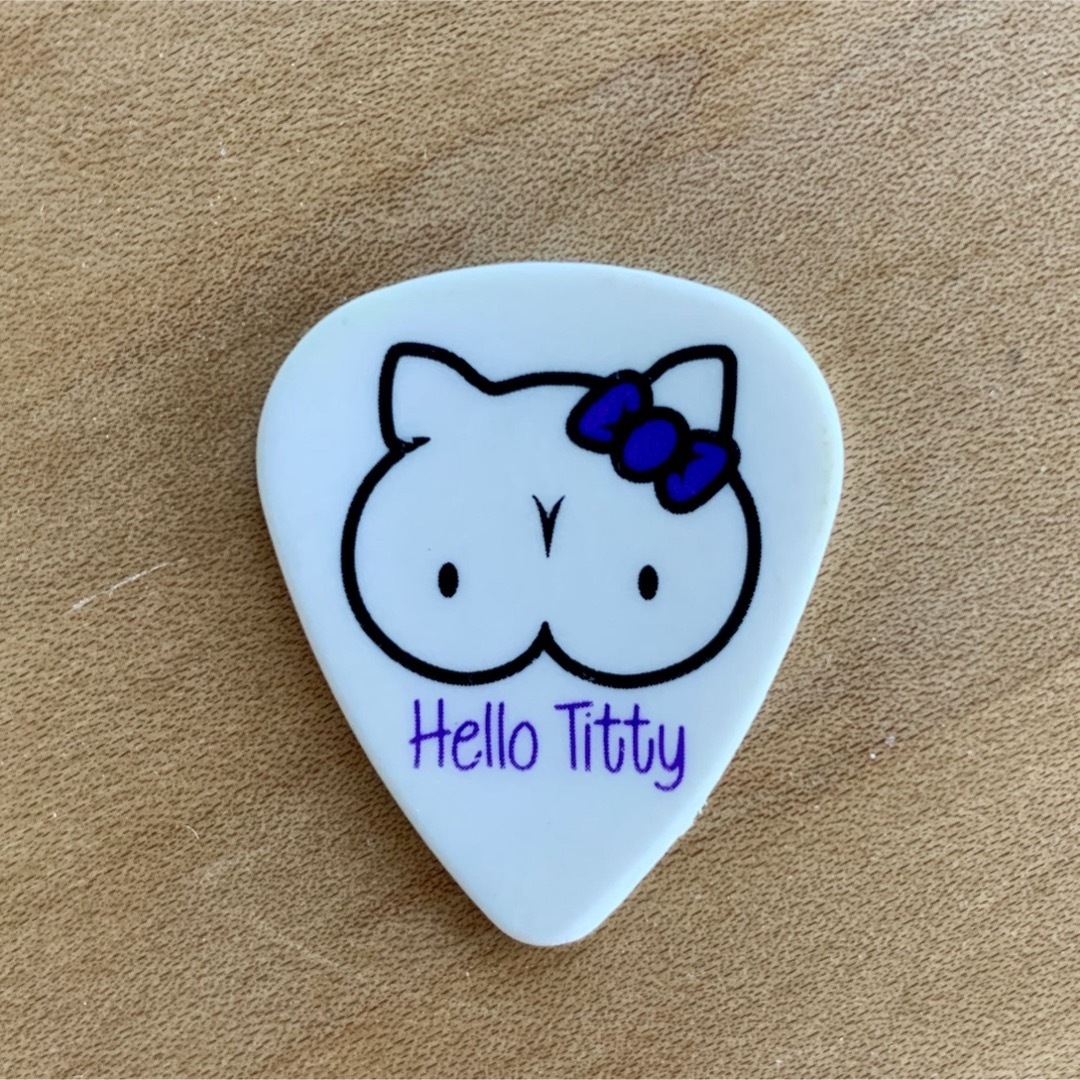 2015 年hello titty ギター ピック slash の通販 by MISE ｜ラクマ