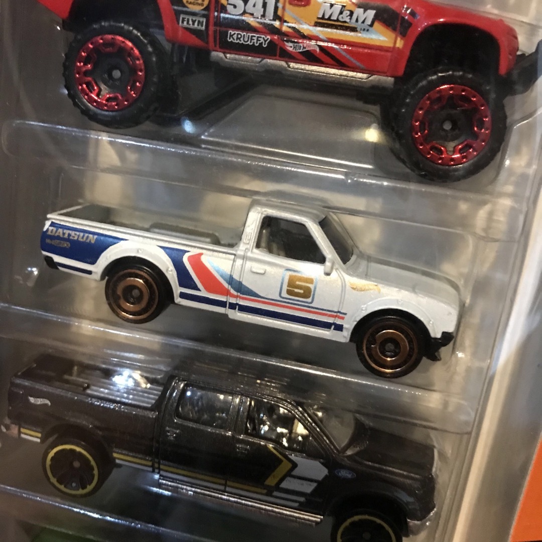 ダットサン 620 ホットウィール セットの通販 by マイク's shop｜ラクマ