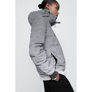 ZARA（ダウンジャケット ・ グレー/灰色系）のフリマアイテム一覧