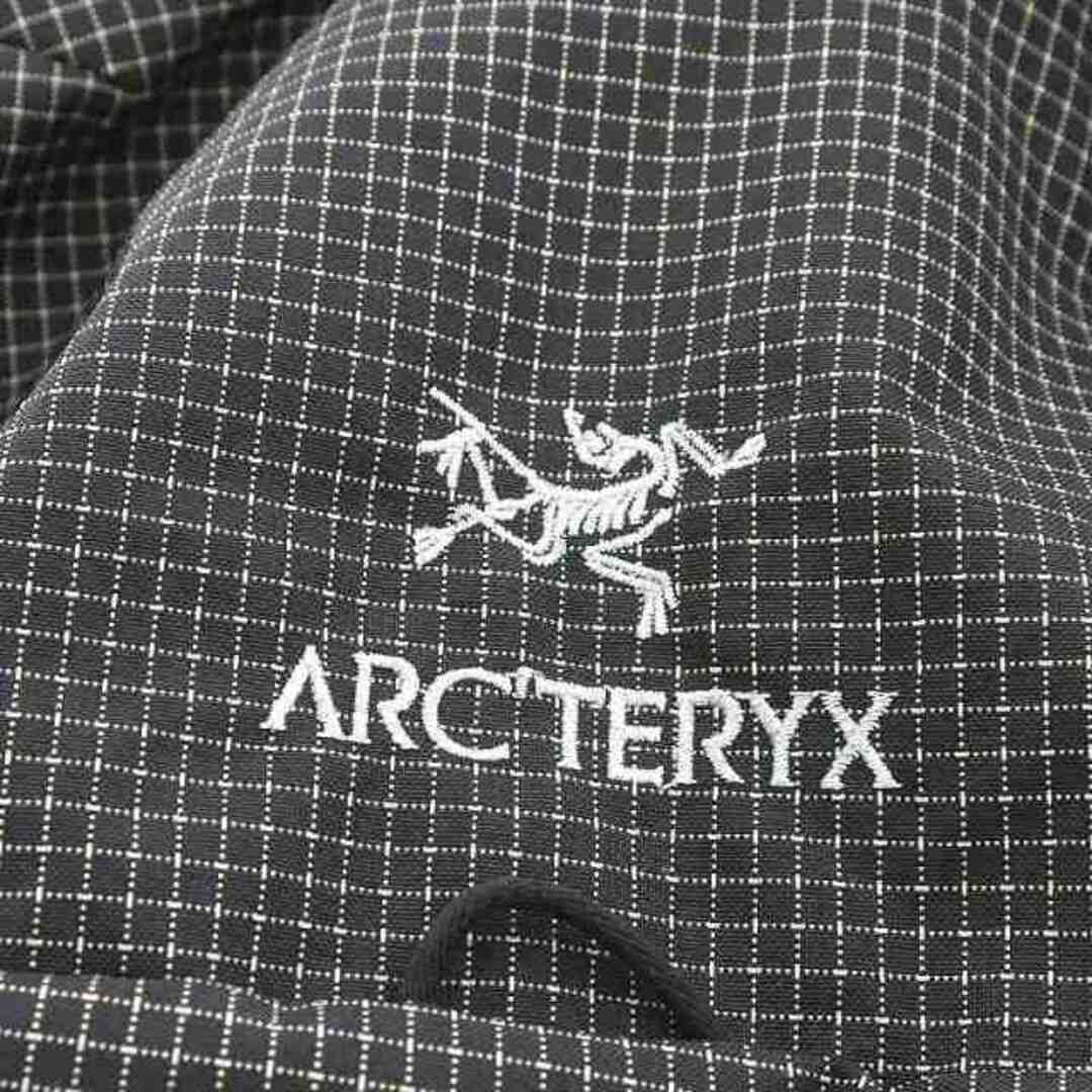 ARC'TERYX KONSEAL 15 チェック柄バックパック グリーンです New