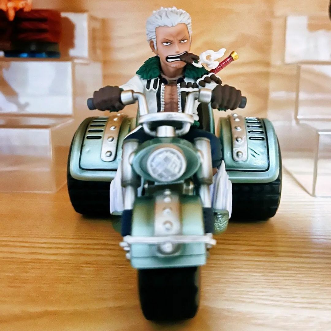 ワンピース ビローアバイク スモーカー フィギュア ガレージキット