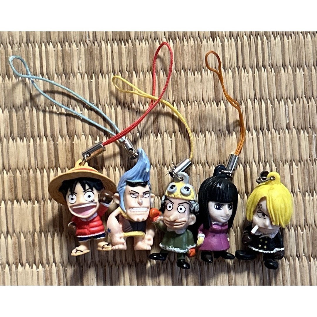 ONE PIECE - 三菱 ワンピース レア キャラクター ミニフィギュア