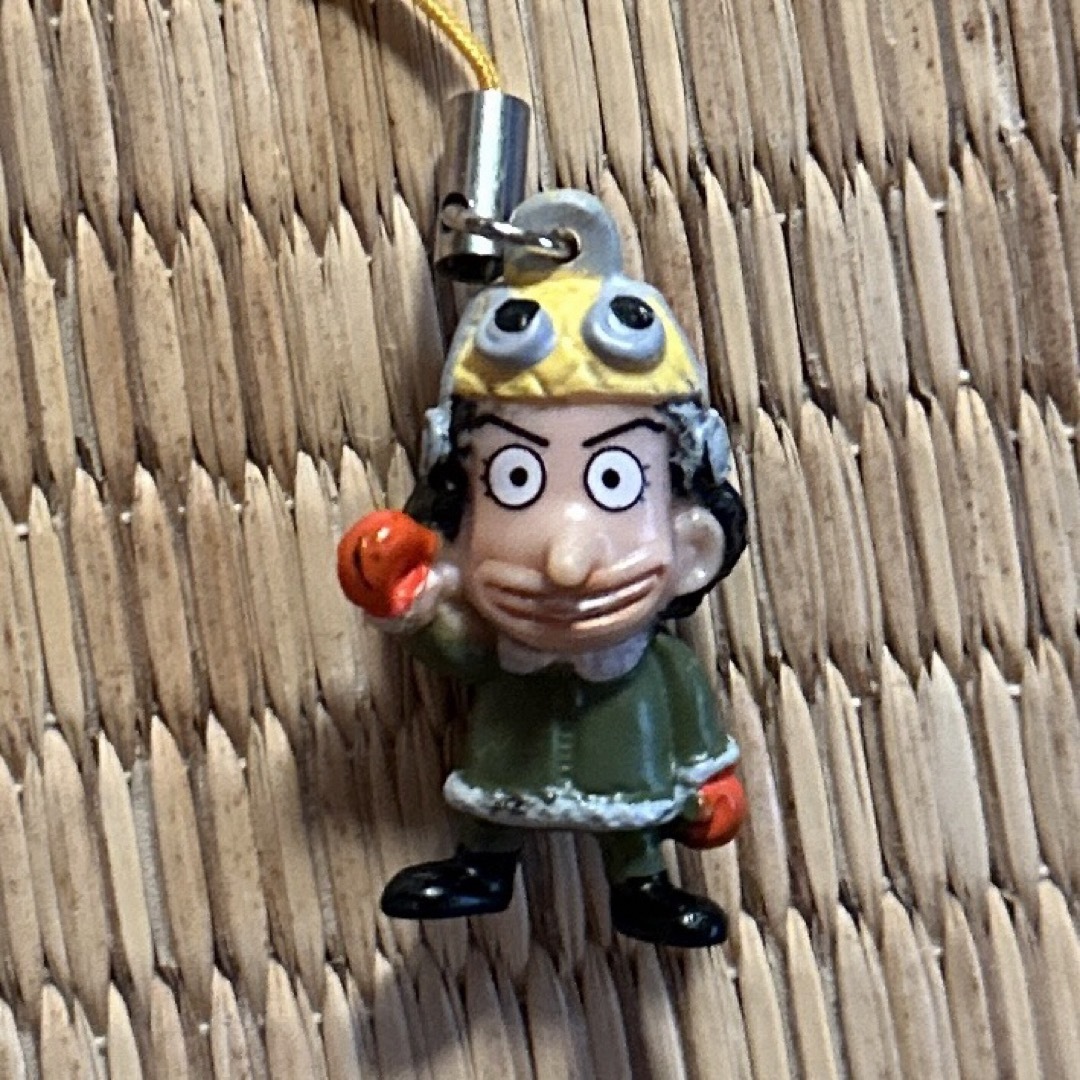 ONE PIECE - 三菱 ワンピース レア キャラクター ミニフィギュア