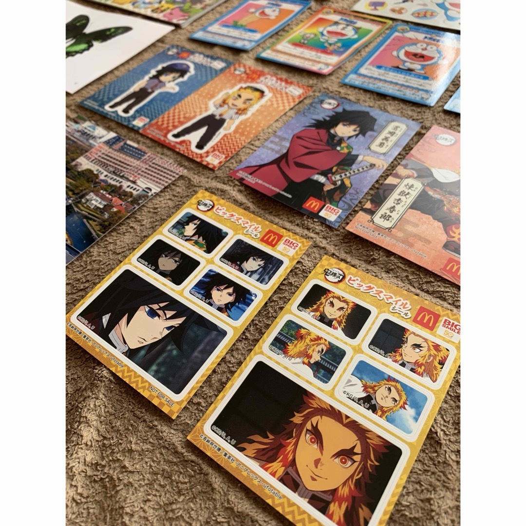 ドラえもん 鬼滅の刃 解決ゾロリ ポケモン カード類の通販 by たむら