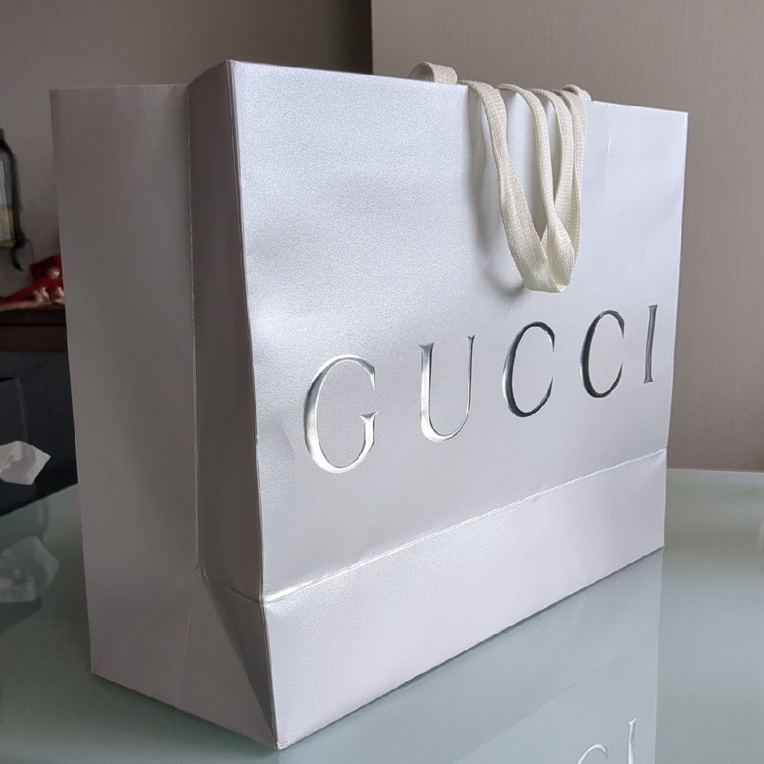 GUCCI - GUCCI グッチ 限定 ホリデー 紙袋 ショッパーの通販 by はな