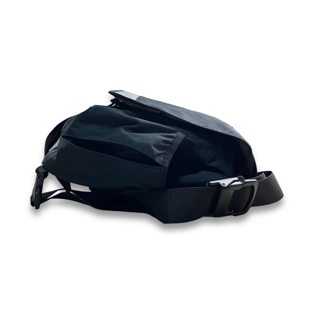 patagonia - patagonia パタゴニア ハーフマス メッセンジャーバッグ