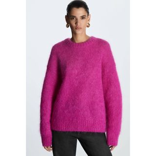 COS（ニット/セーター ・ ピンク/桃色系）のフリマアイテム一覧