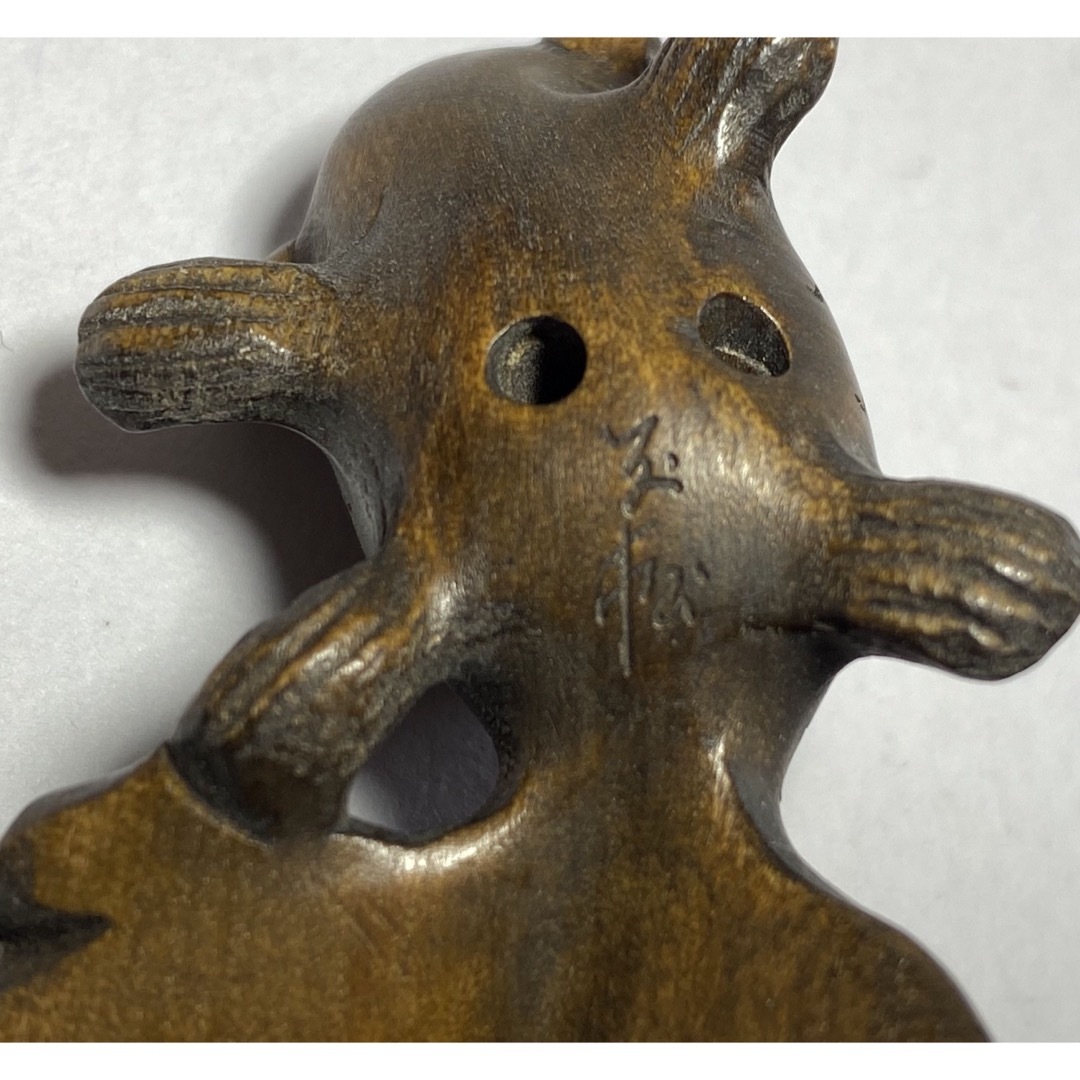 柘植根付 置物 金魚 黄楊繊細彫刻 木製。の通販 by Mirai's shop｜ラクマ