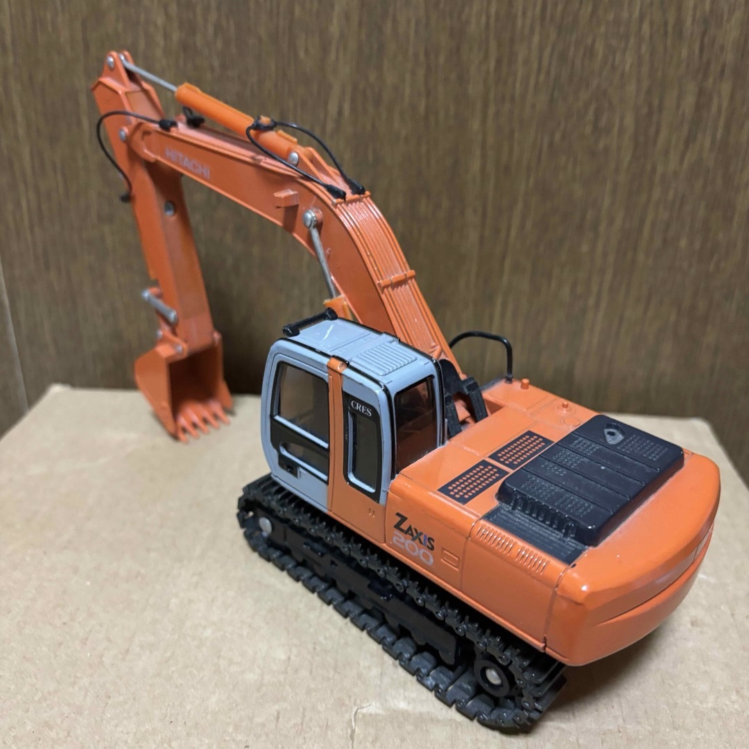 日立 - ZAXIS200 1/40 日立建機 HITACHI 重機 ユンボの通販 by 127
