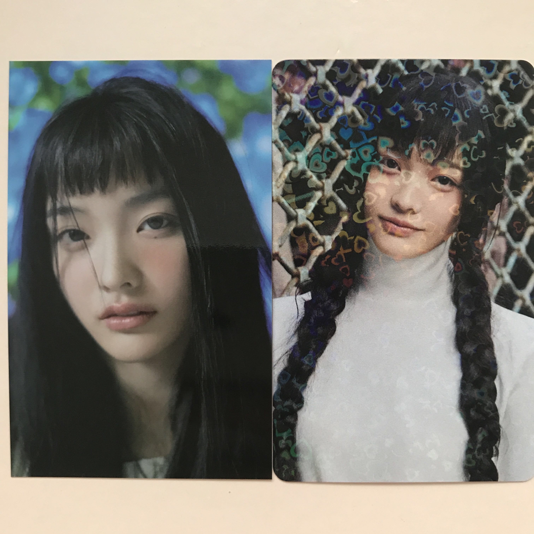 ILLIT イロハ 特典トレカ2枚の通販 by よう｜ラクマ